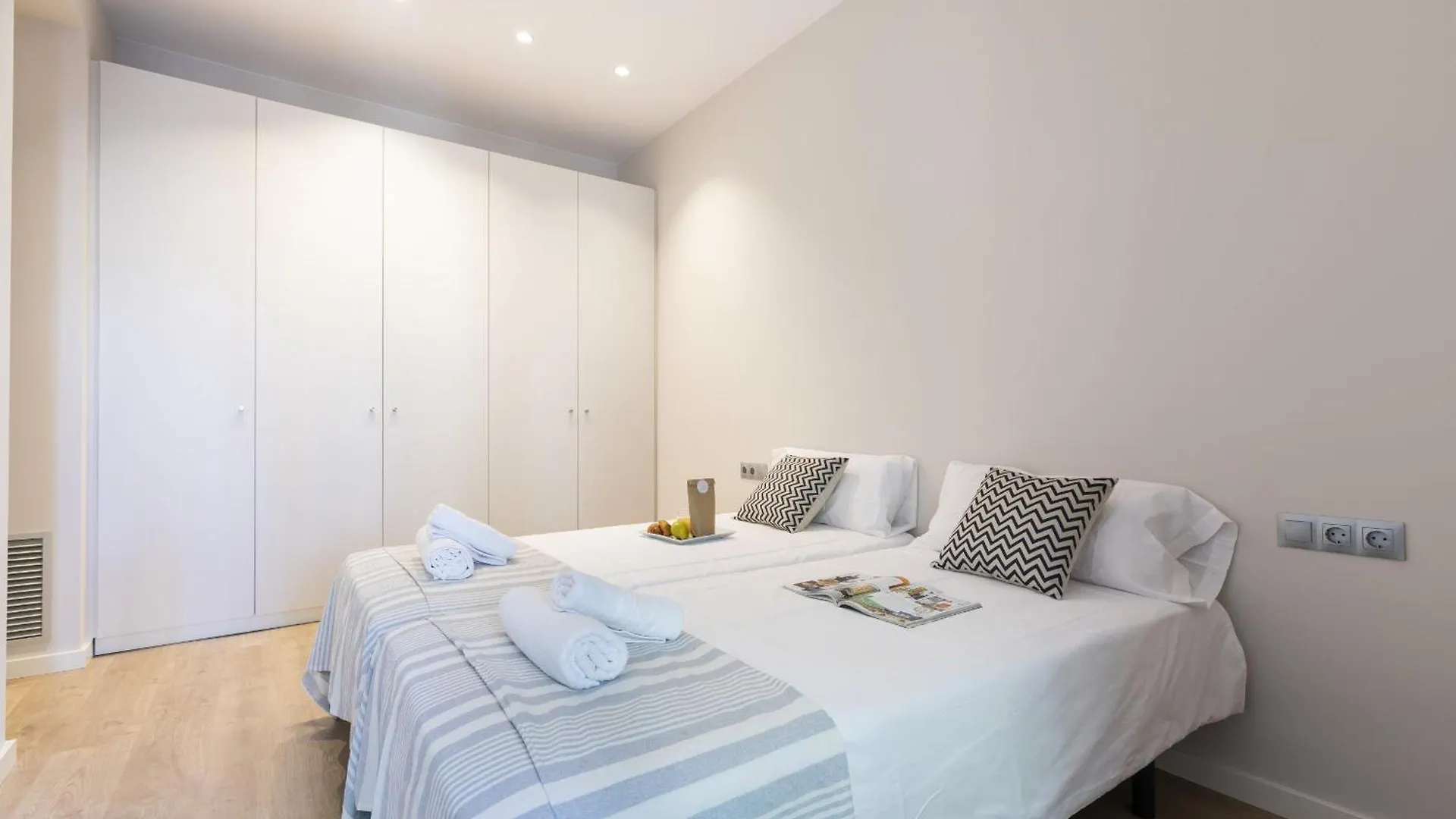 Ola Living Gracia Apartman Barcelona 0*,