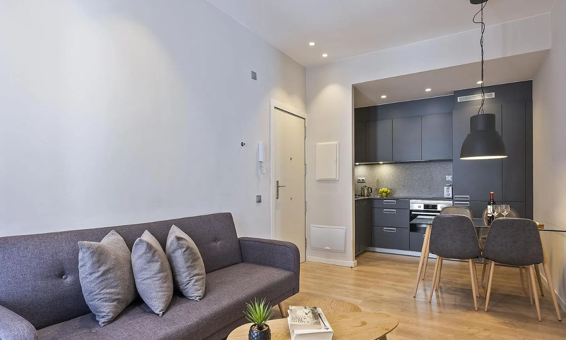 Ola Living Gracia Apartment Barcelona 0*,